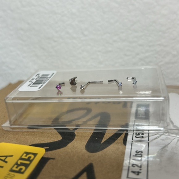 14 Piece L Shape & Hoop Nose Ring Bundle 18g - Picture 4 of 9